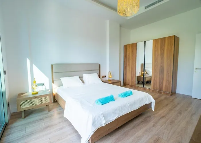 Bolero Αλικαρνασσός